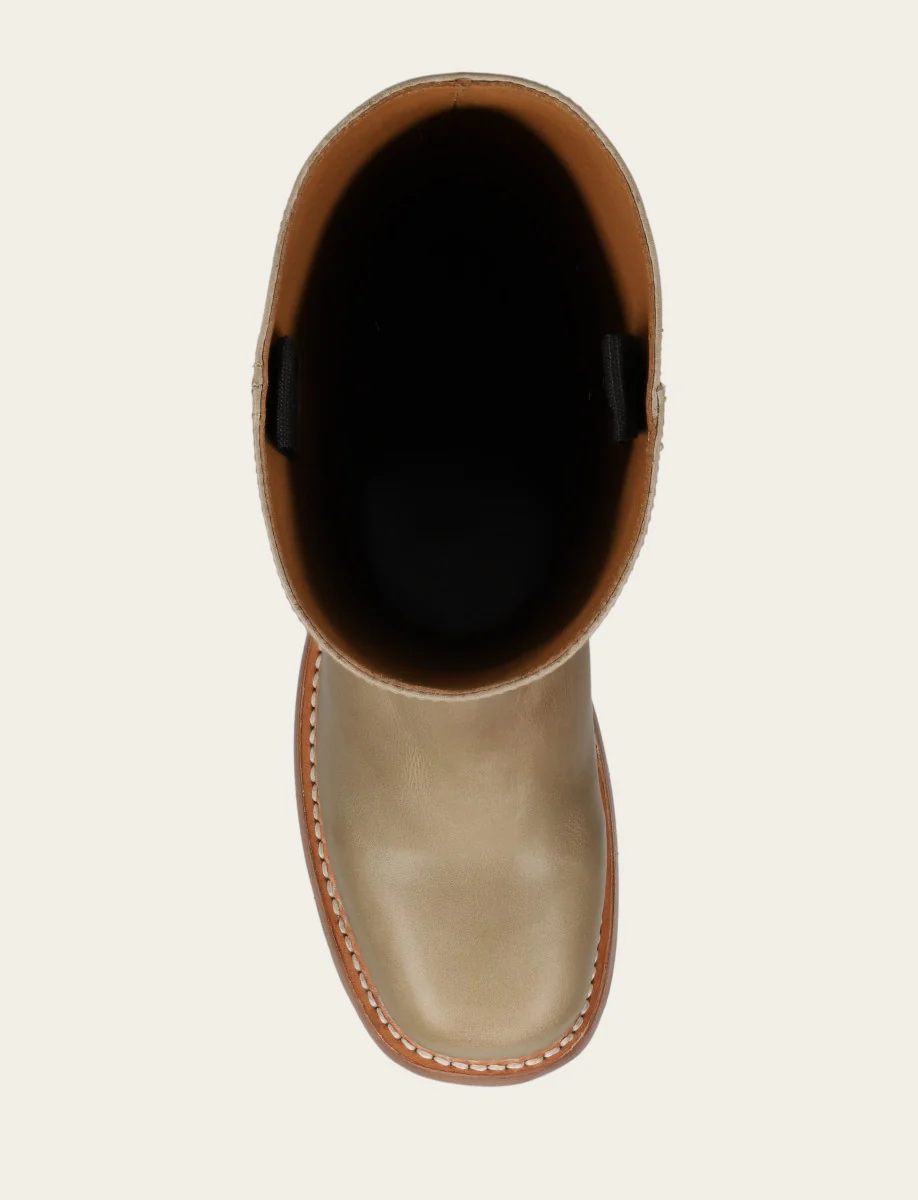 Campus 14L - Frye Found - Image 7