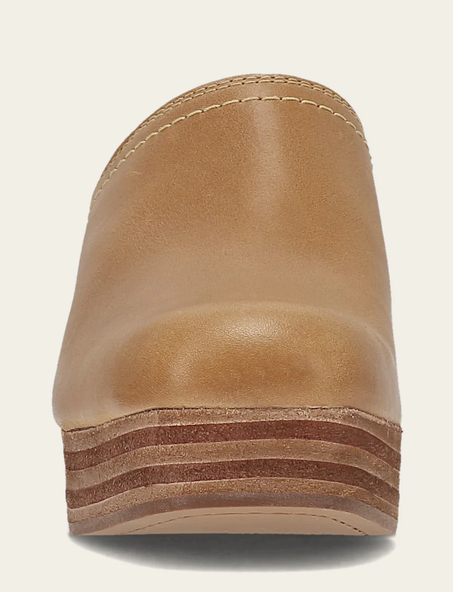 Campus Clog - Image 5