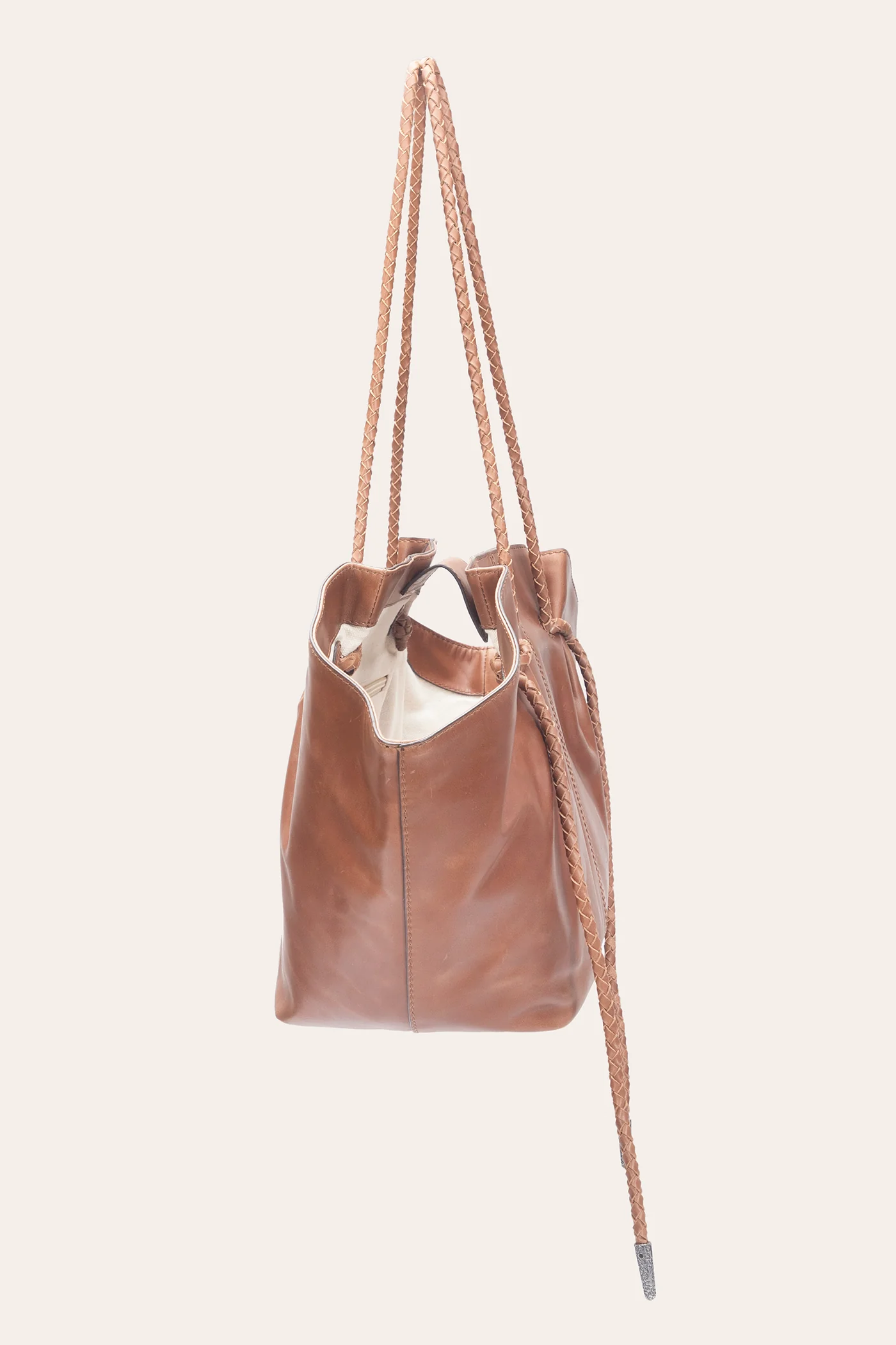 Caroline Shopper - Image 3