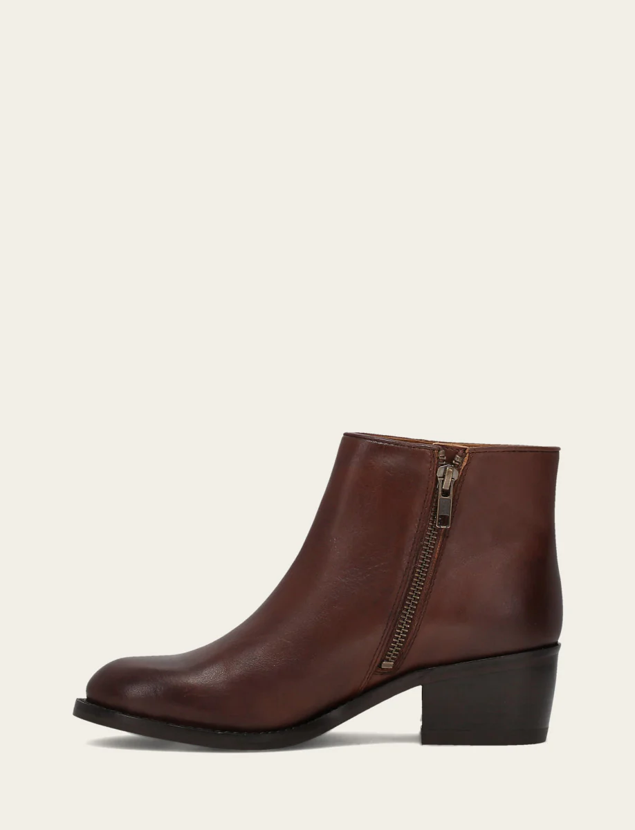 Carson 2 Piping Bootie - Pre-Loved - Image 3