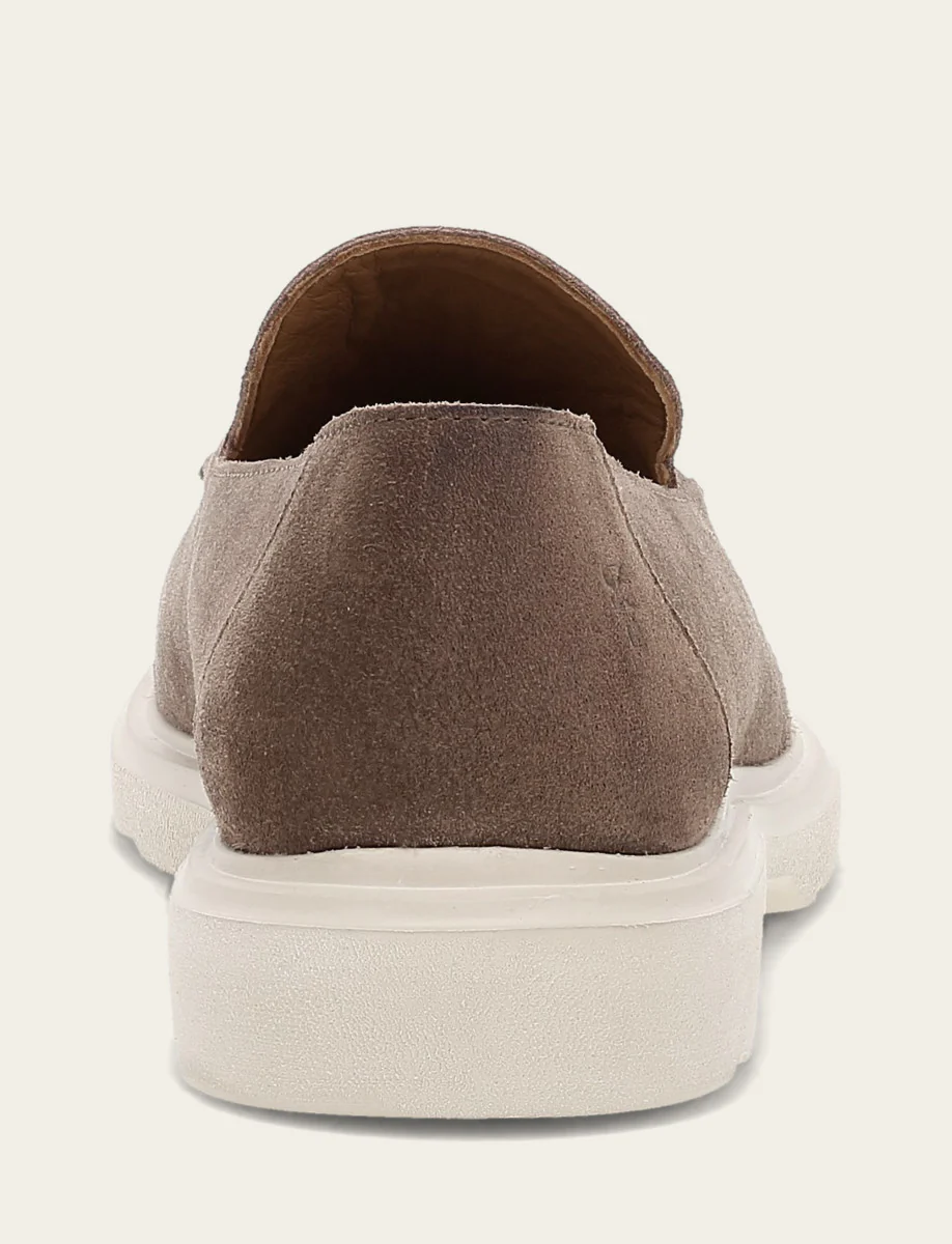 Connor Venetian - Image 6