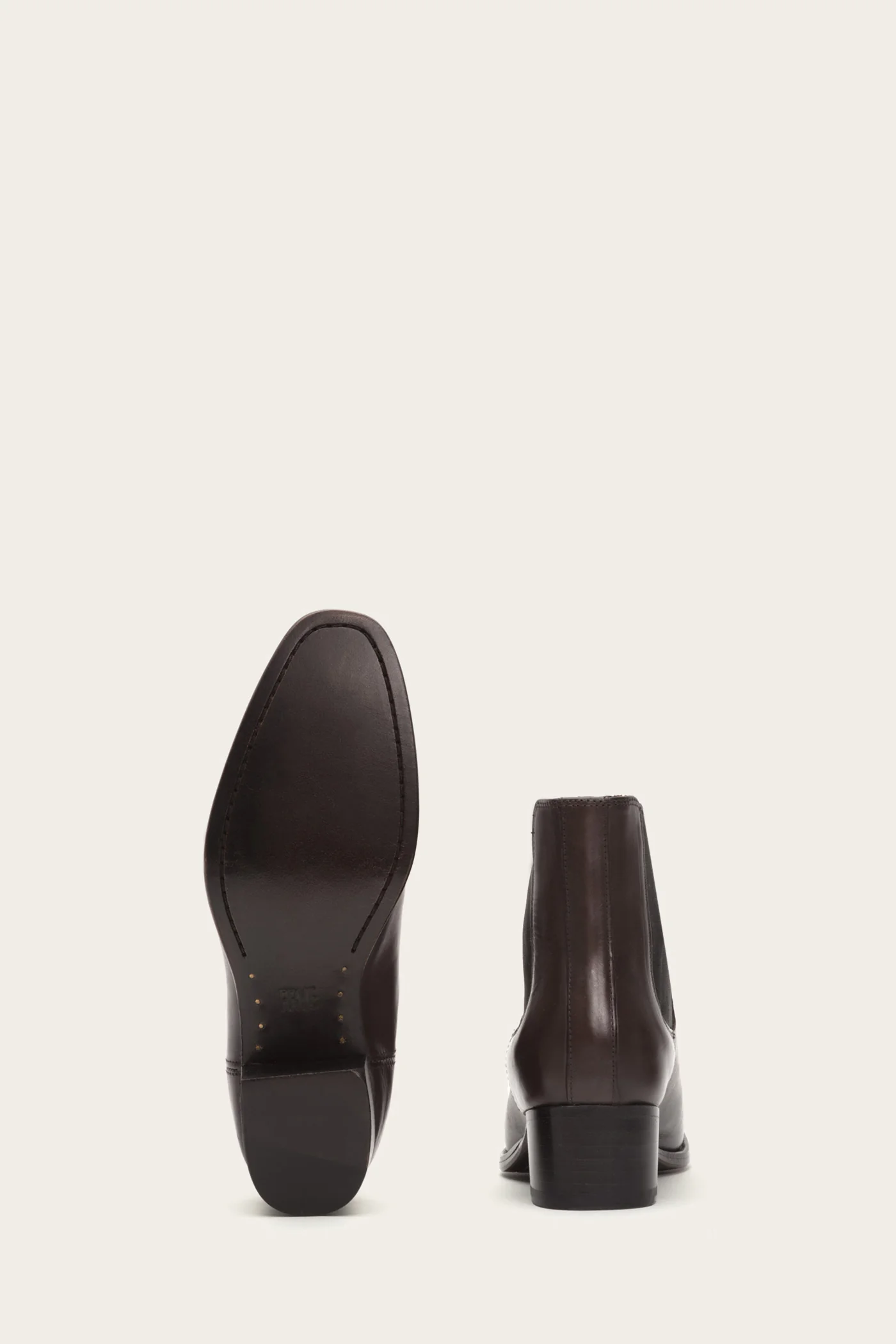 Dara Chelsea - Frye Found - Image 4