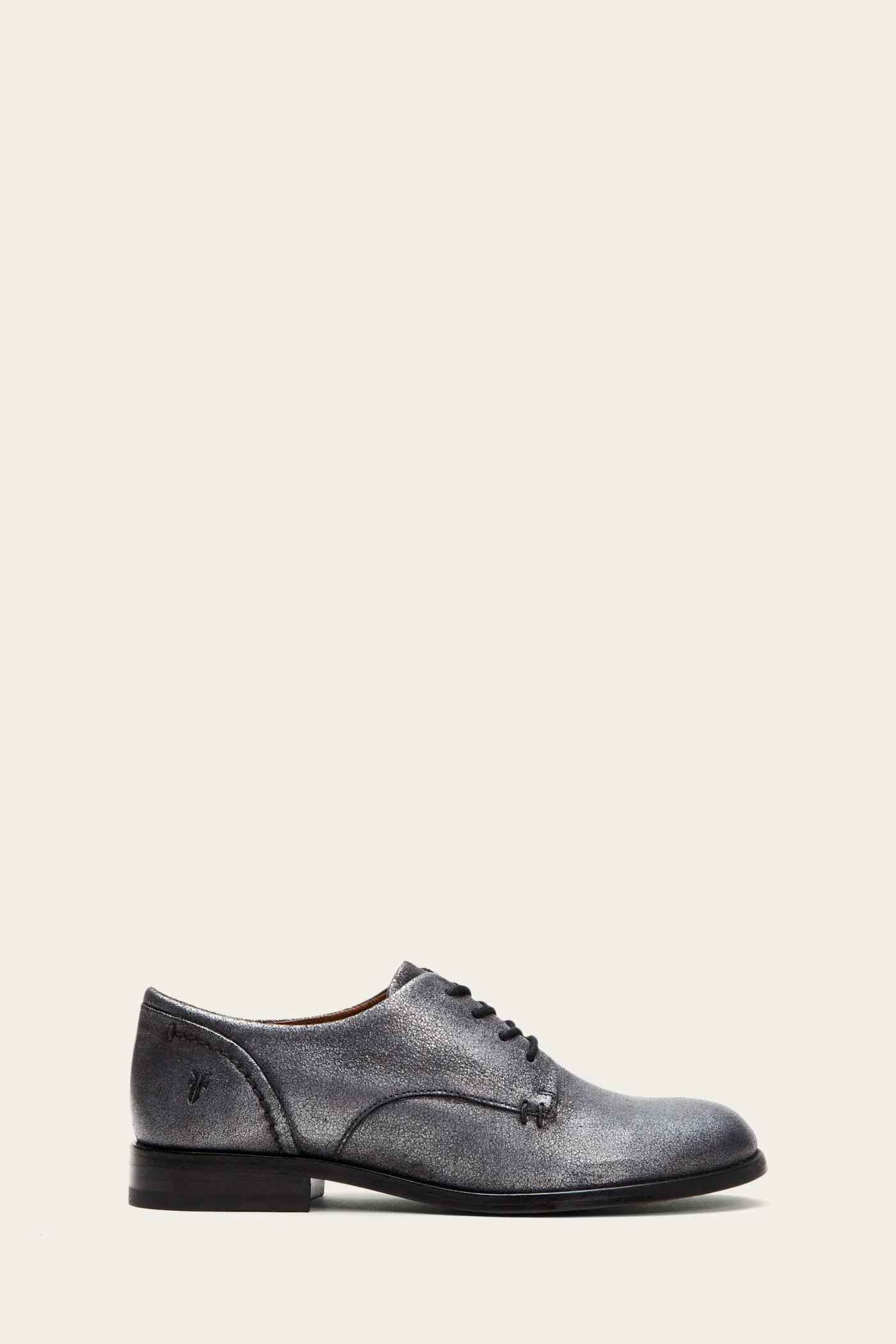 Elyssa Oxford - Pre-Loved
