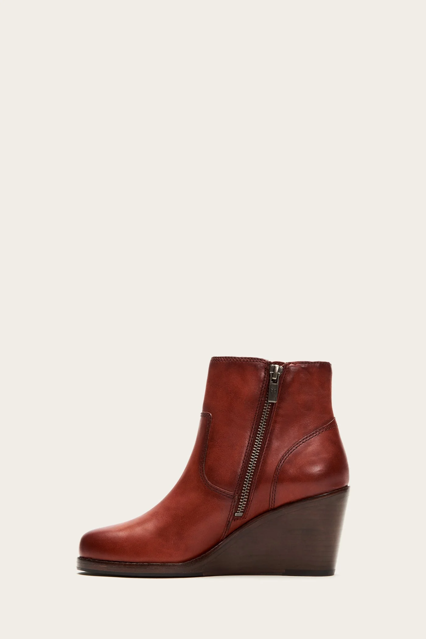 Emma Wedge Short - Pre-Loved - Image 3