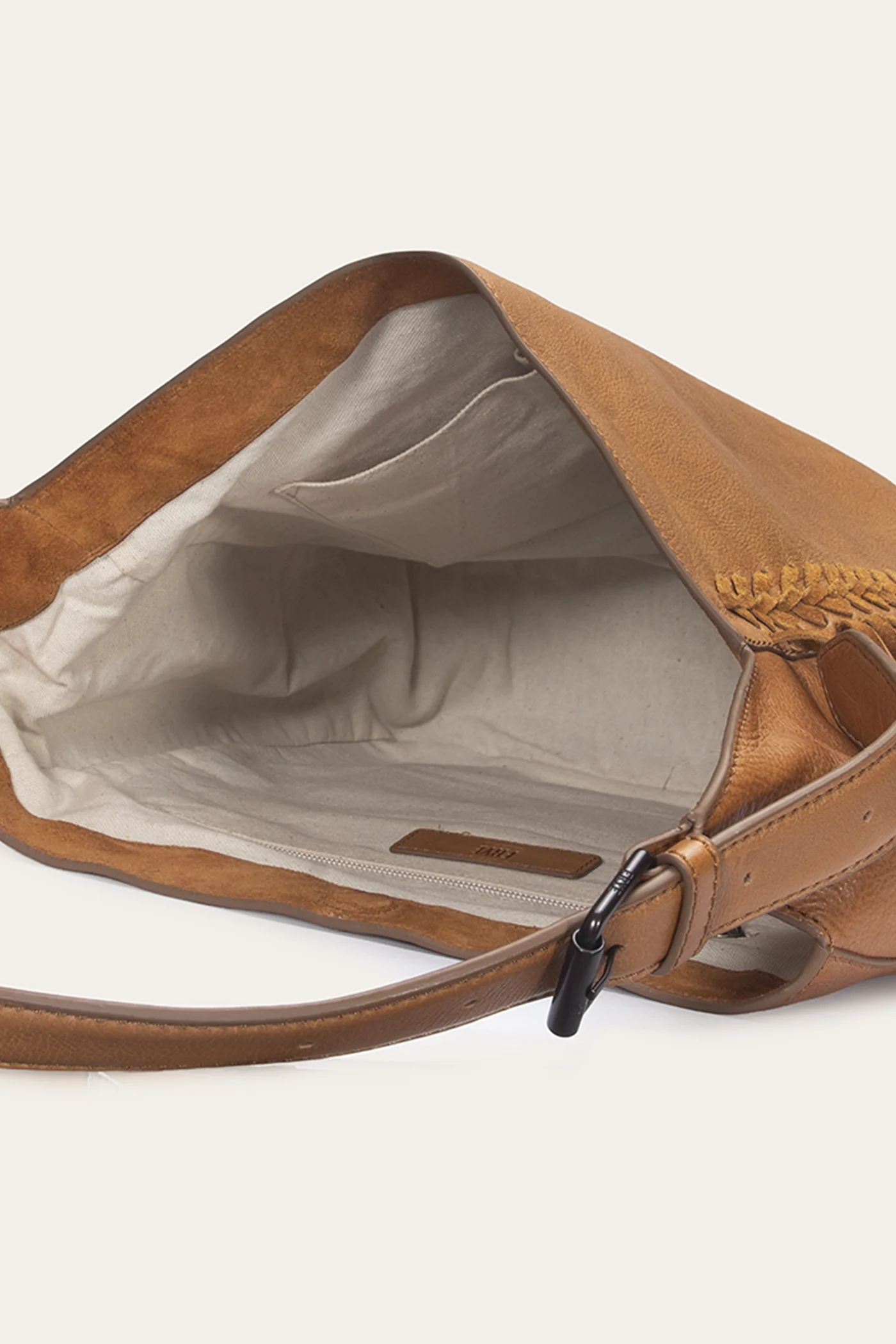 Faye Hobo - Image 5