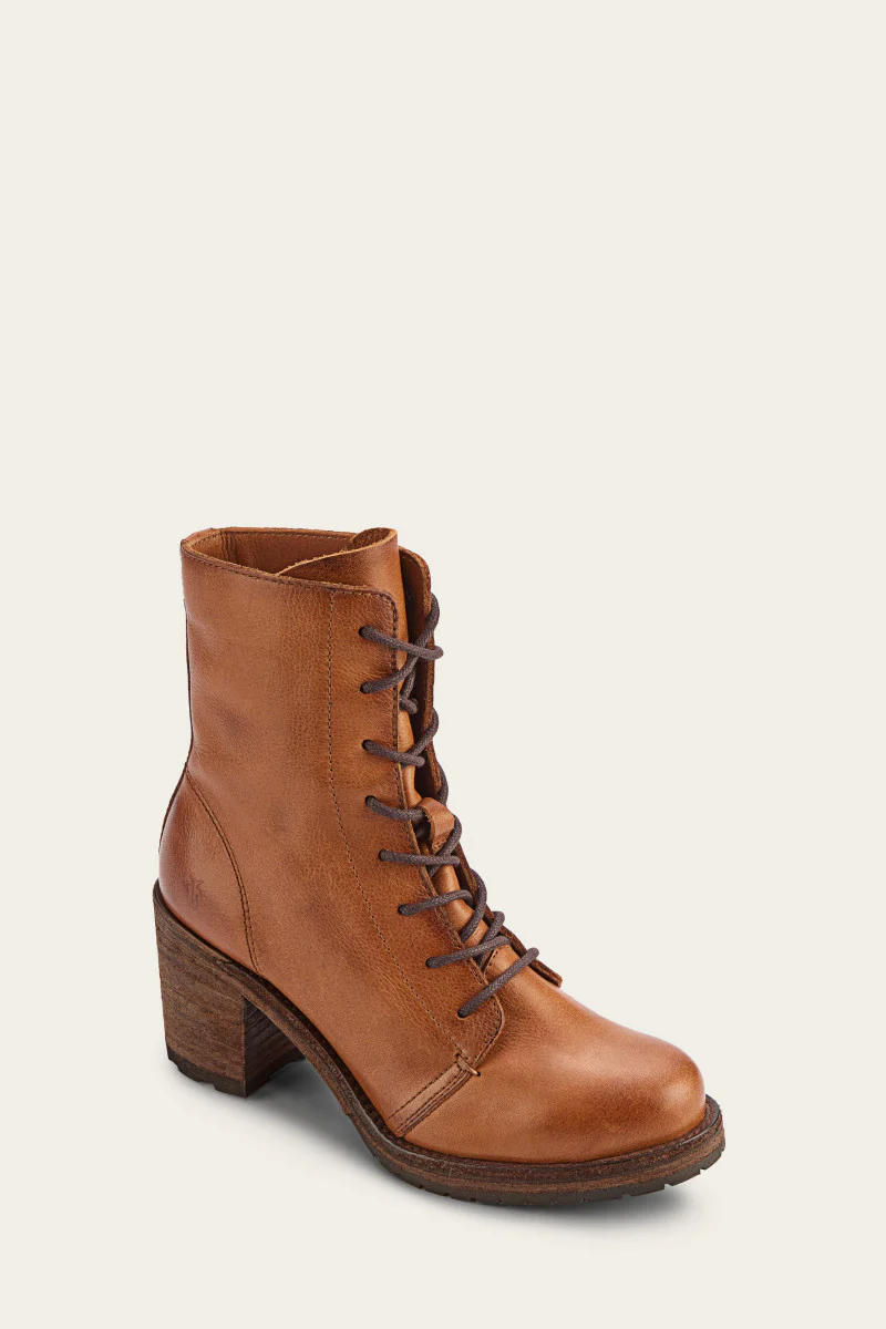 Karen Combat - Frye Found - Image 17