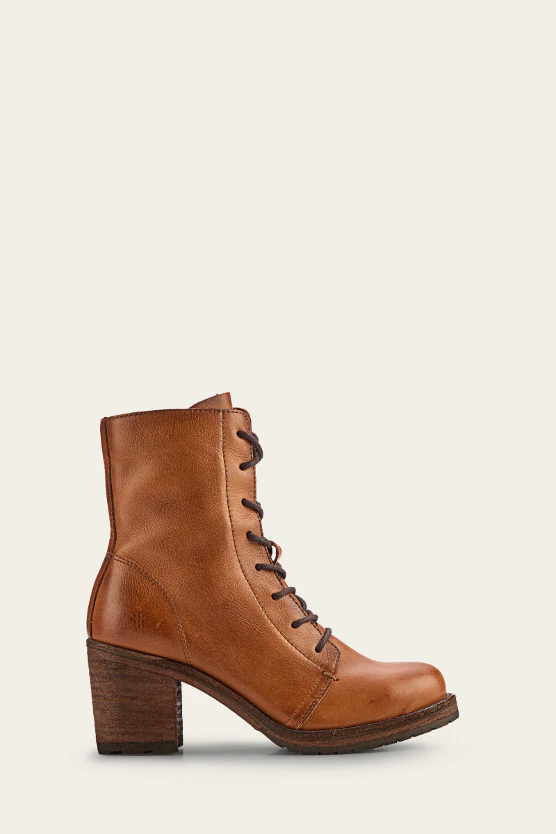 Karen Combat - Frye Found - Image 18