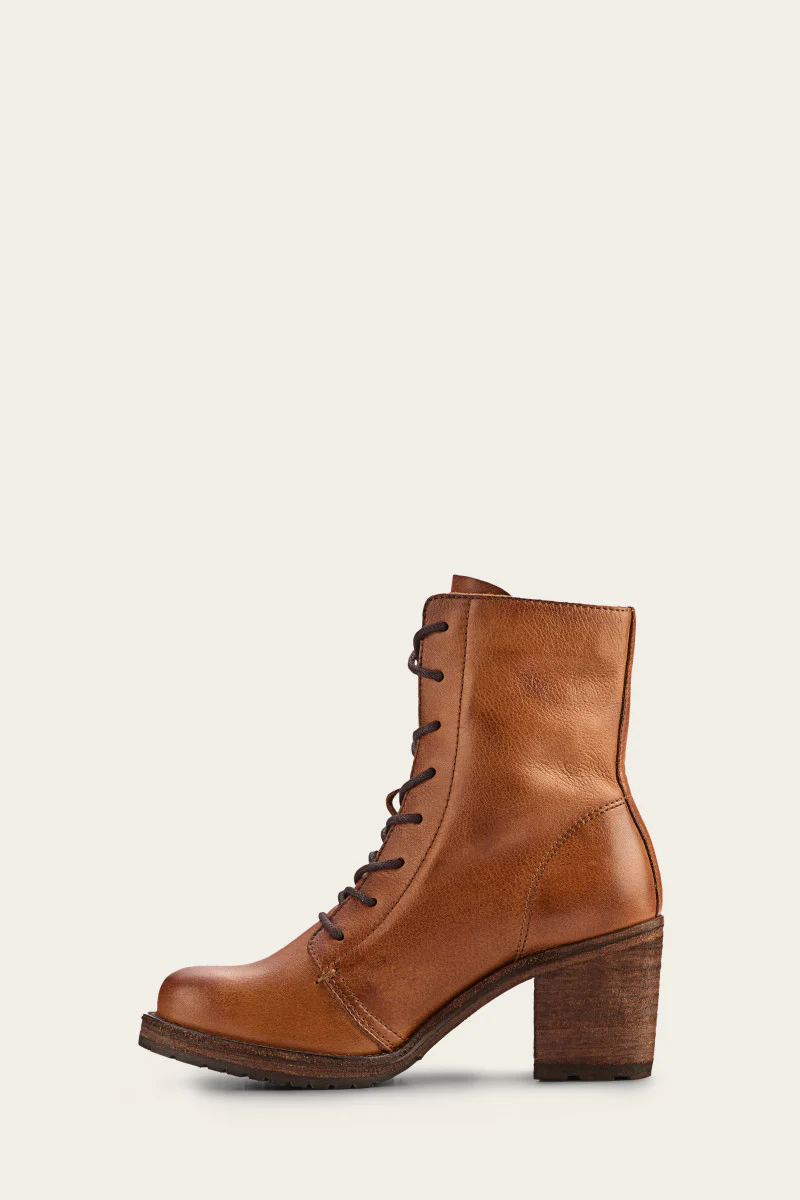 Karen Combat - Frye Found - Image 19