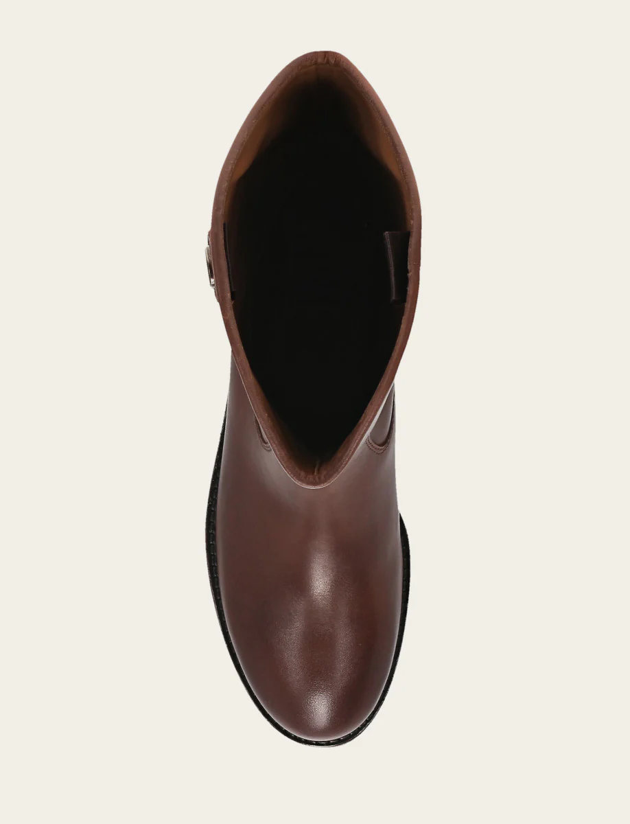 Melissa Button 2 - Image 7