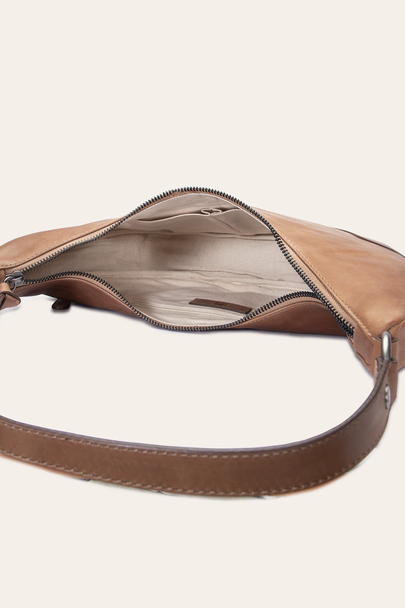 Melissa Crescent Hobo - Image 5