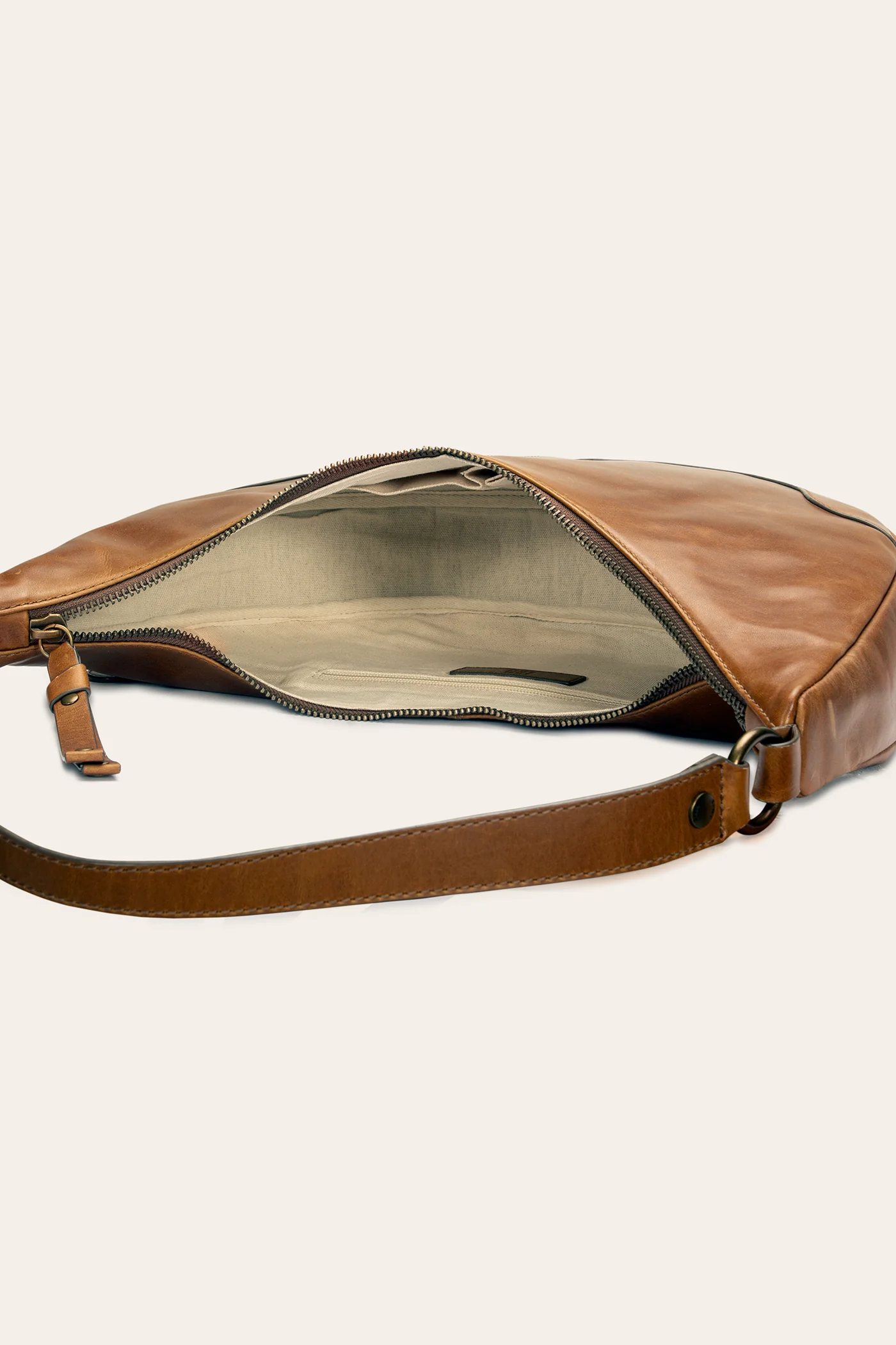 Melissa Crescent Hobo - Image 7