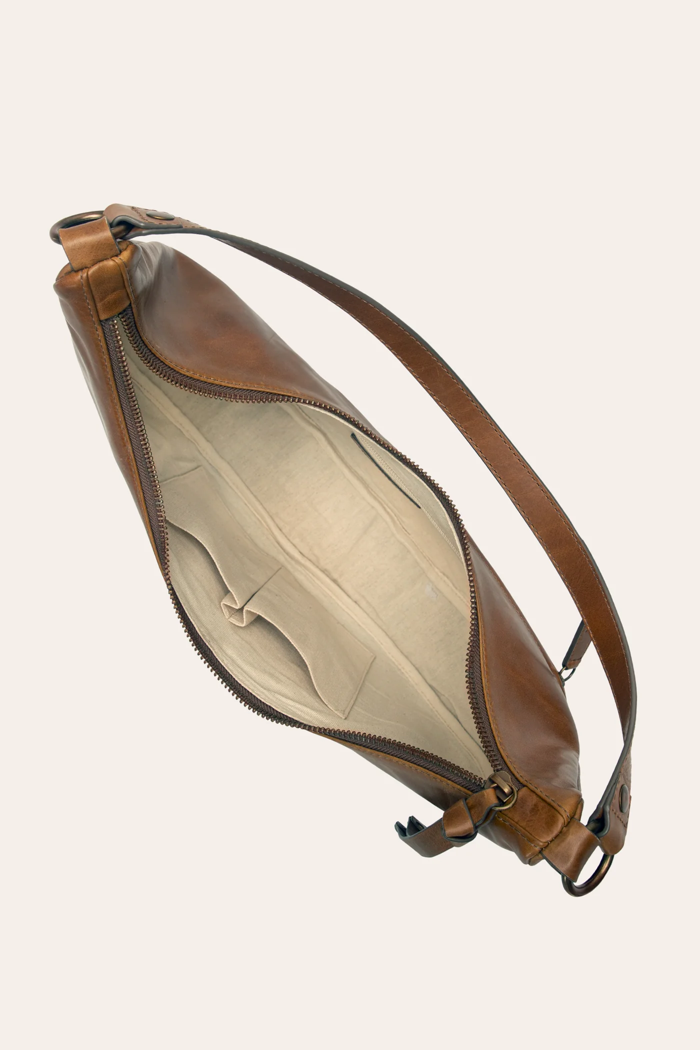 Melissa Crescent Hobo - Image 8