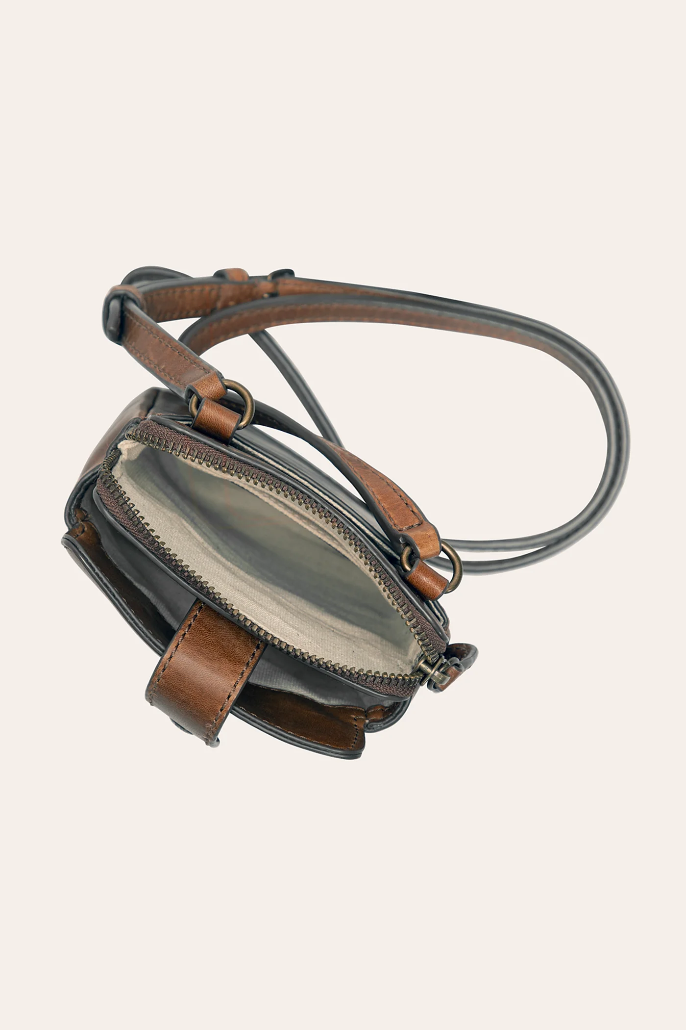 Melissa Phone Crossbody - Image 3