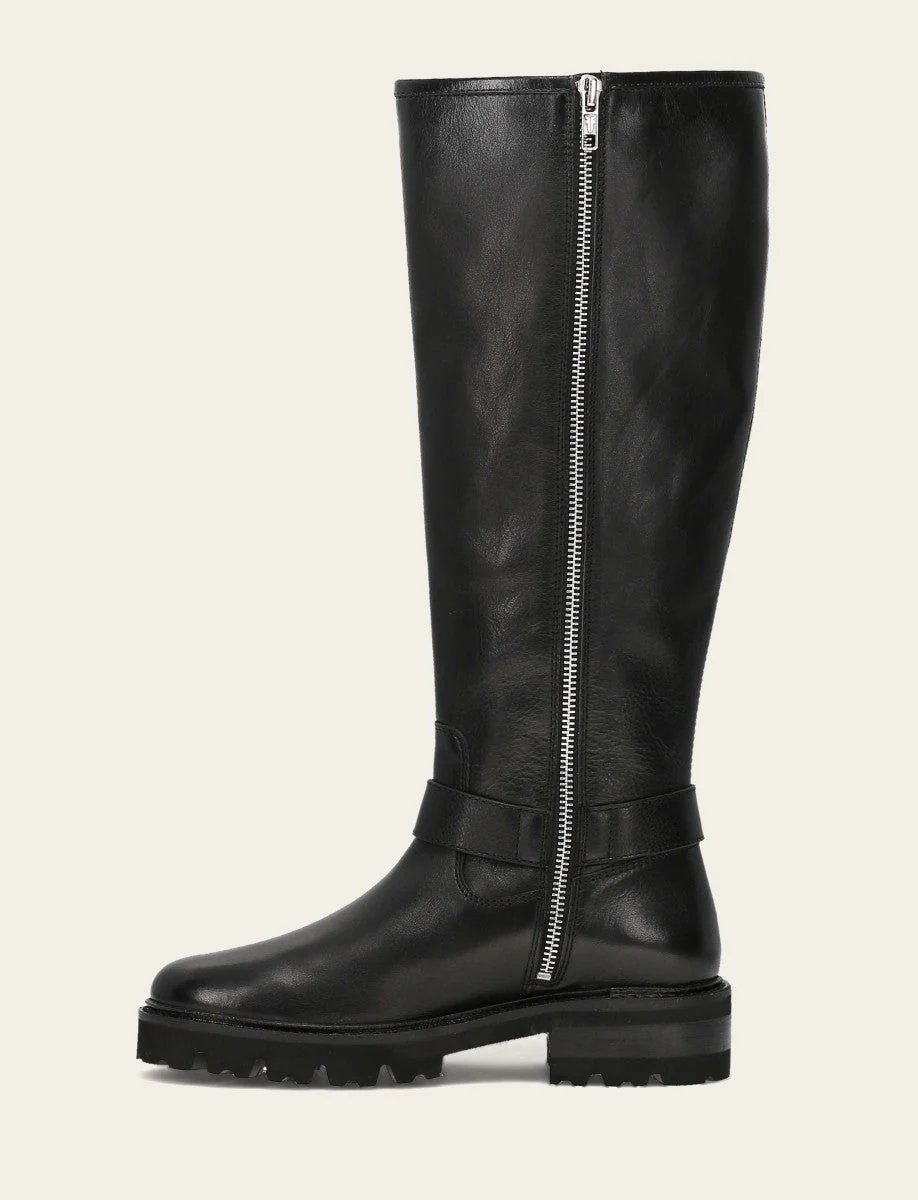 Olivia Buckle Tall - Pre-Loved - Image 3