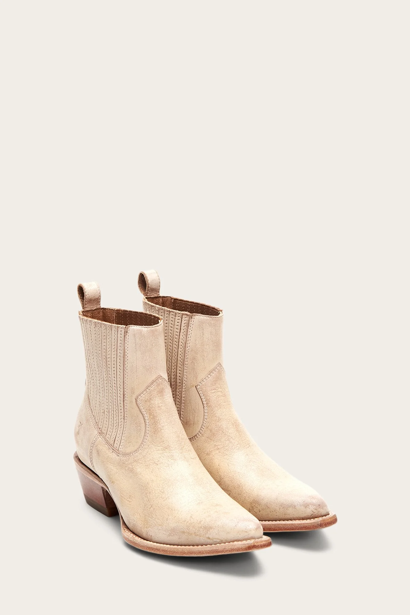 Sacha Chelsea - Frye Found - Image 2