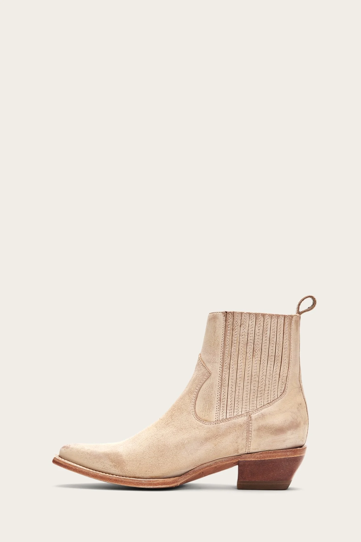 Sacha Chelsea - Frye Found - Image 4