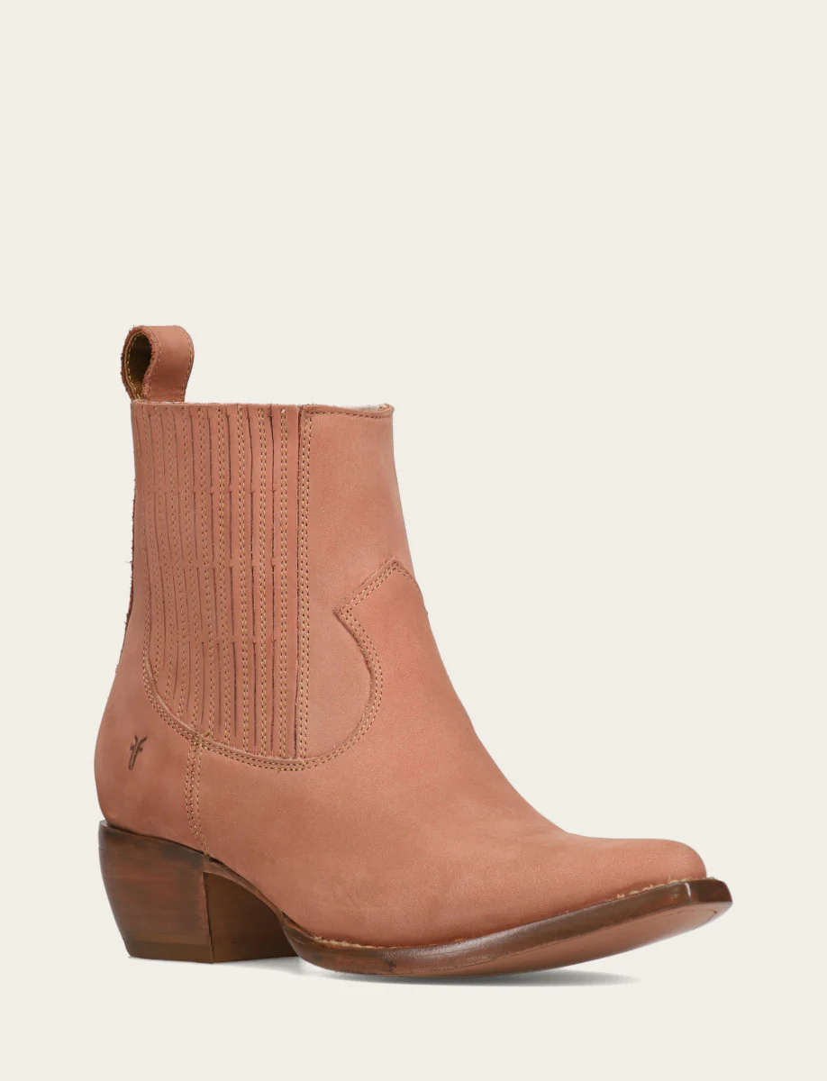 Sacha Chelsea - Frye Found - Image 2