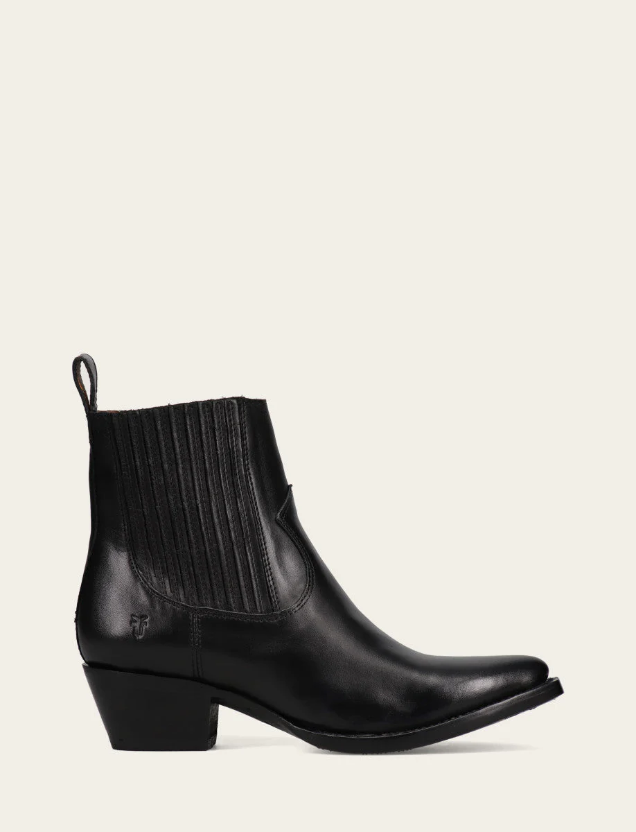 Sacha Chelsea - Frye Found - Image 9