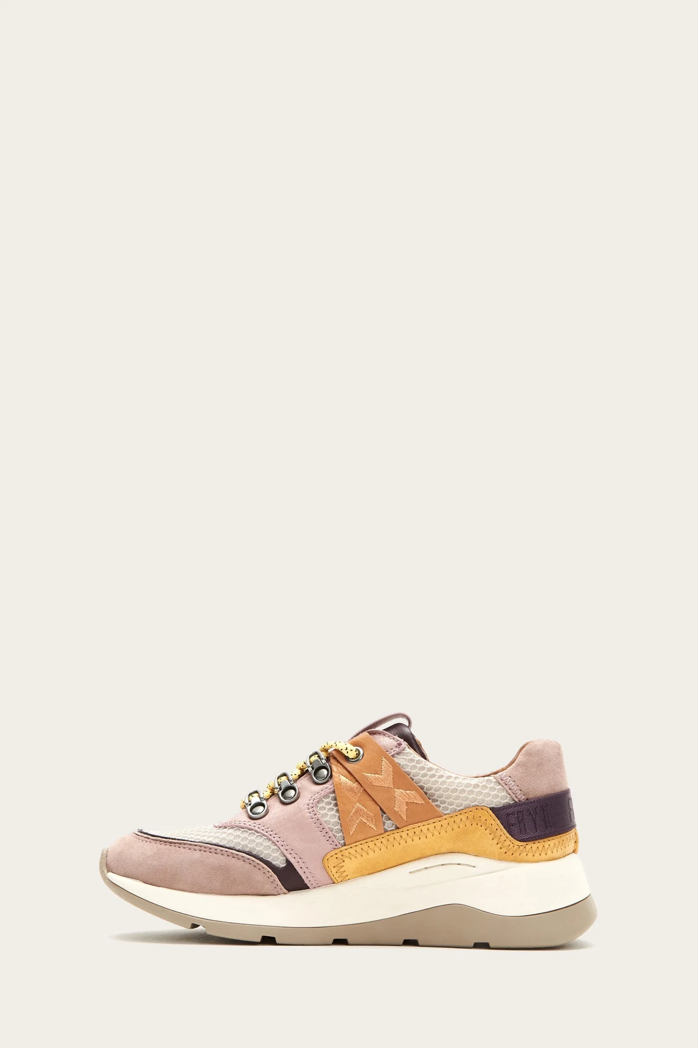 Willow Trek Low - Pre-Loved - Image 3